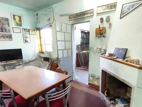 Casa 4 ambientes con 1 baño