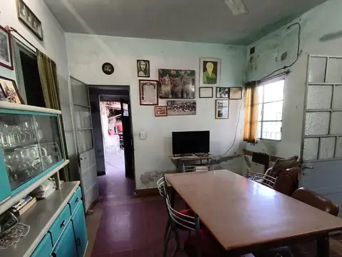 Casa en Alquiler con 1 cochera