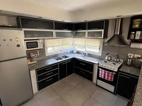 Depto Tipo Casa en Venta con 1 cocheras