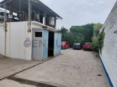 Montevideo 100, Piso 0