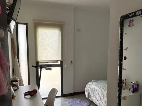 Casa 6 ambientes con 3 baños