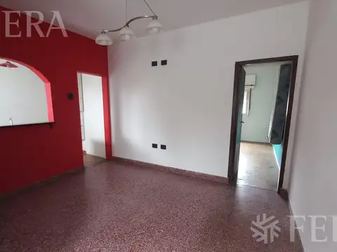 Depto Tipo Casa 2 ambientes con 1 baño