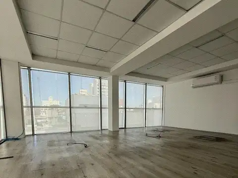 Oficina en Venta en Morón Sur, USD 140.000