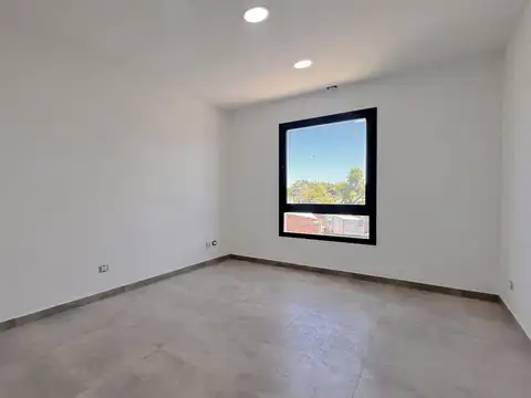 Galpon en Alquiler en Las Avenidas, USD 3.000