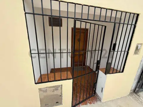 Santa Rosa 3400, Piso 0