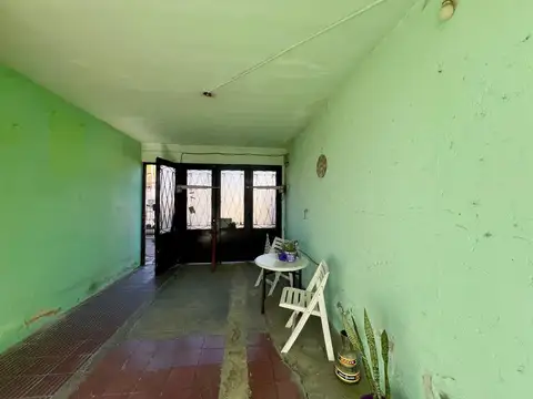 CASA 5 AMBIENTES EN VENTA EN LUIS GUILLON