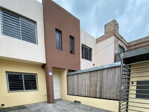 Casa en Alquiler de 2 dormitorios