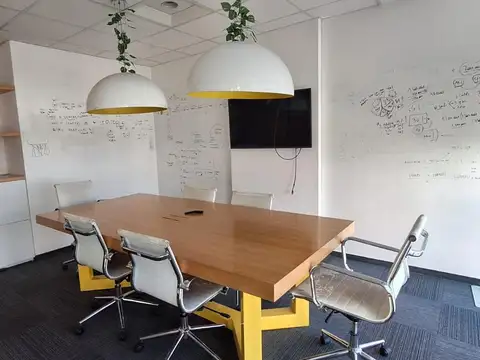 Oficina en Venta con 1 cochera