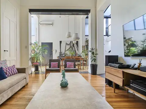 Depto Tipo Casa 6 ambientes con 2 baños