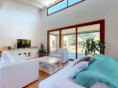 Casa en Venta en Campos De Roca, USD 450.000