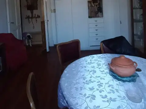 Depto Tipo Casa en Venta de 5 ambientes