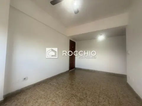 Av Juan Manuel de Rosas  al 2500
