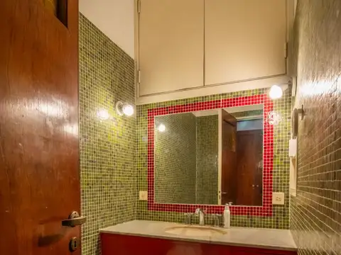 CASA 5 AMBIENTES SOBRE  LOTE 1067 M2  APTO CREDITO