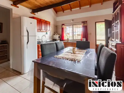 Casa 5 ambientes con 1 baño