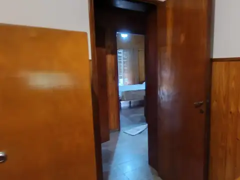 Casa 5 ambientes con 1 baño