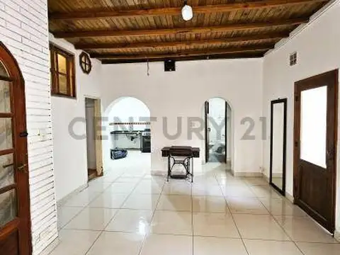 Quintana 200, Piso 0