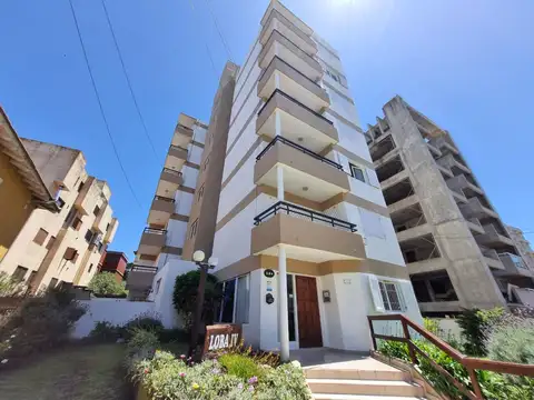 Avenida 1 200, Piso 2