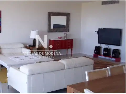 Departamento 5 ambientes con 4 baños