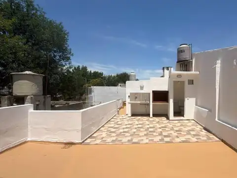 Depto Tipo Casa en Venta de 4 ambientes