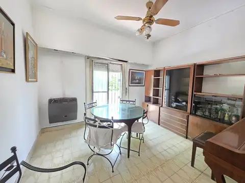 Depto Tipo Casa en Venta de 4 ambientes