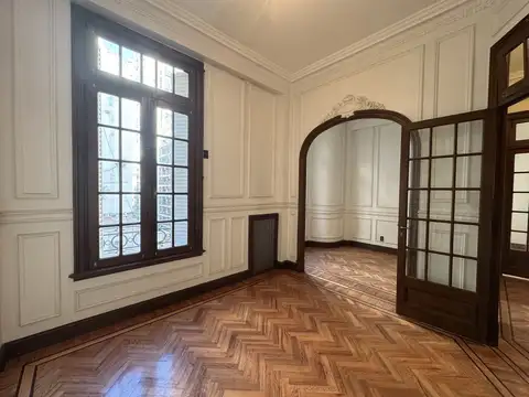 Departamento en Marcelo Torcuato de Alvear 1403