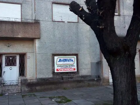 Ph - Venta - Argentina, villa luzuriaga - AV. PRESIDENTE PERON 582