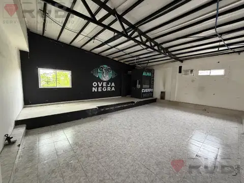Salón Comercial de 115 m2 en Alquiler en Neuquén Capital