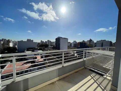 DEPTO MONOAMBIENTE BALCÓN Y TERRAZA LUMINOSO MORÓN