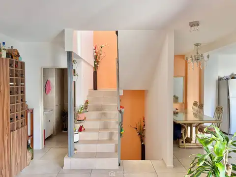 Depto Tipo Casa en Venta al Este