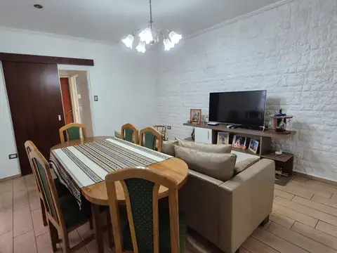 Depto Tipo Casa en Venta en Villa Lugano, USD 115.000