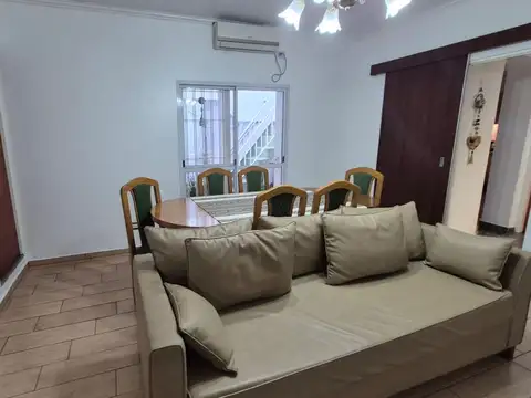 Depto Tipo Casa en Venta con 1 cocheras