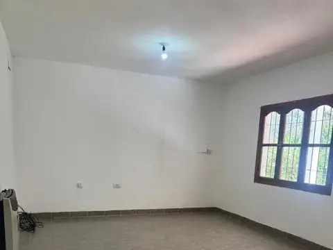 Casa en Alquiler en Villa San Lorenzo, $ 850.000