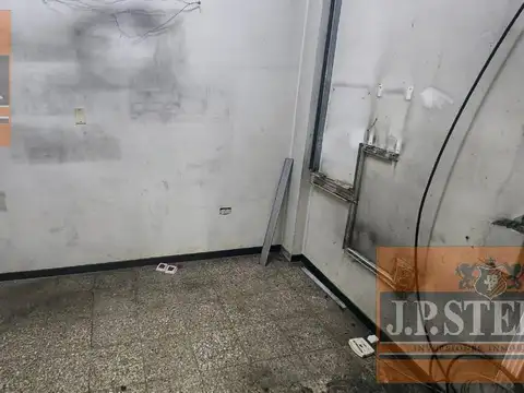 Oficina en Venta en Liniers, USD 1.500.000