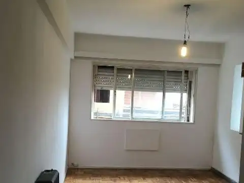 Escalada 100, Piso 6°