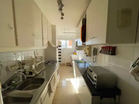 Departamento en Venta en Acassuso Vias  /  Santa Fe, USD 195.000