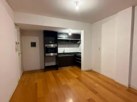 Concepción Arenal 2400, Piso 5