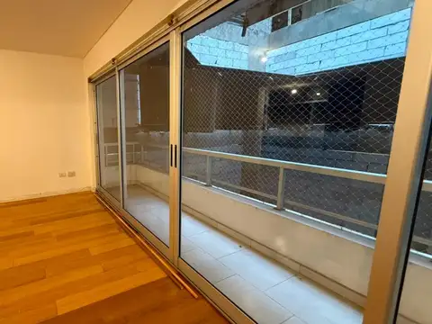 Concepción Arenal 2400, Piso 5