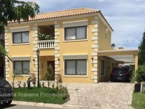 Casa  en Venta en Las Orquídeas, Pilar, G.B.A. Zona Norte