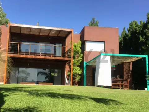Casa en Venta al Lago Central – Las Glorietas, Nordelta | Vista Abierta al Agua con renta hasta Sept