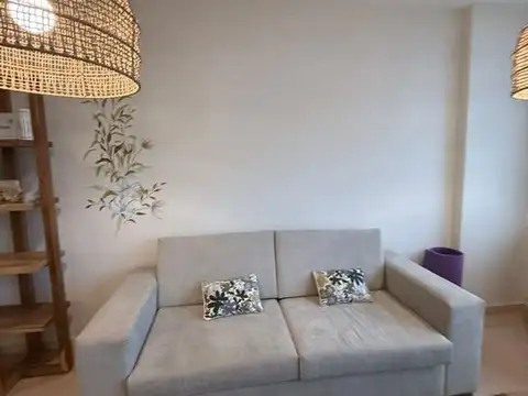 Venta Oficina en Villa Belgrano. Con Cochera. Quadra 54