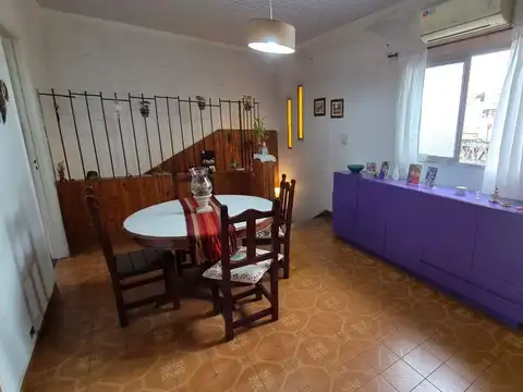 Depto Tipo Casa en Venta 70 años