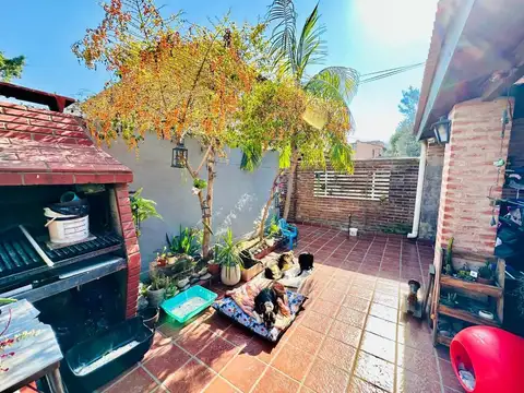 Depto Tipo Casa en Venta de 4 ambientes