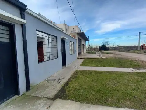 Calle 158  entre 73 y 74 N° 2024
