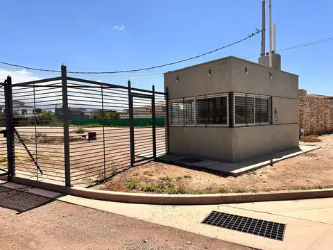 Estrada y Elpidio González - Guaymallén