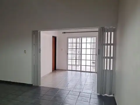 Casa en Alquiler de 4 dormitorios