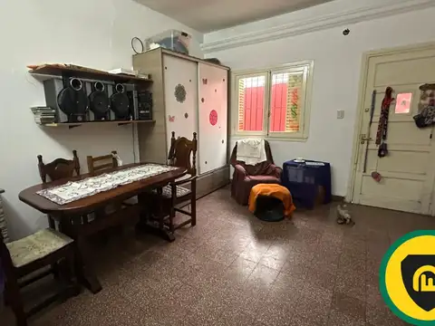 Depto Tipo Casa 5 ambientes con 1 baño