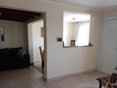 Casa en venta - 2 Dormitorios 1 Baño - Tandil