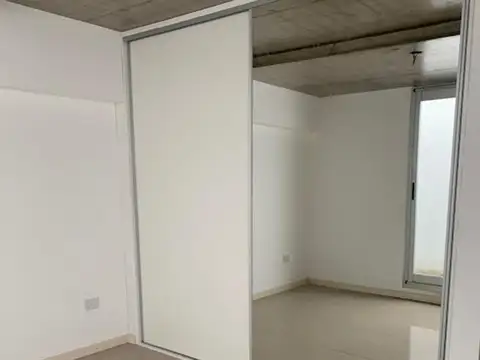Zeballos 600