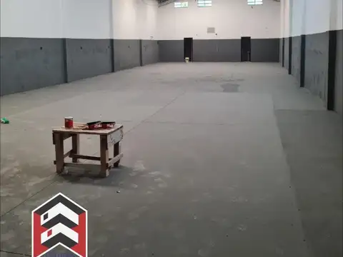 Galpon en Venta en Tablada, USD 250.000