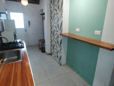 Depto Tipo Casa en Alquiler de 2 ambientes